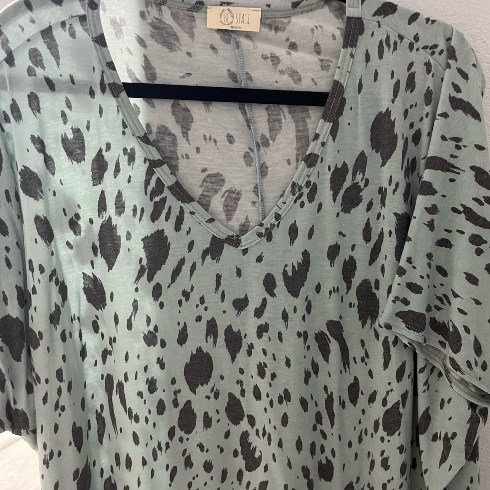 Worn 3x. Dolman sleeve